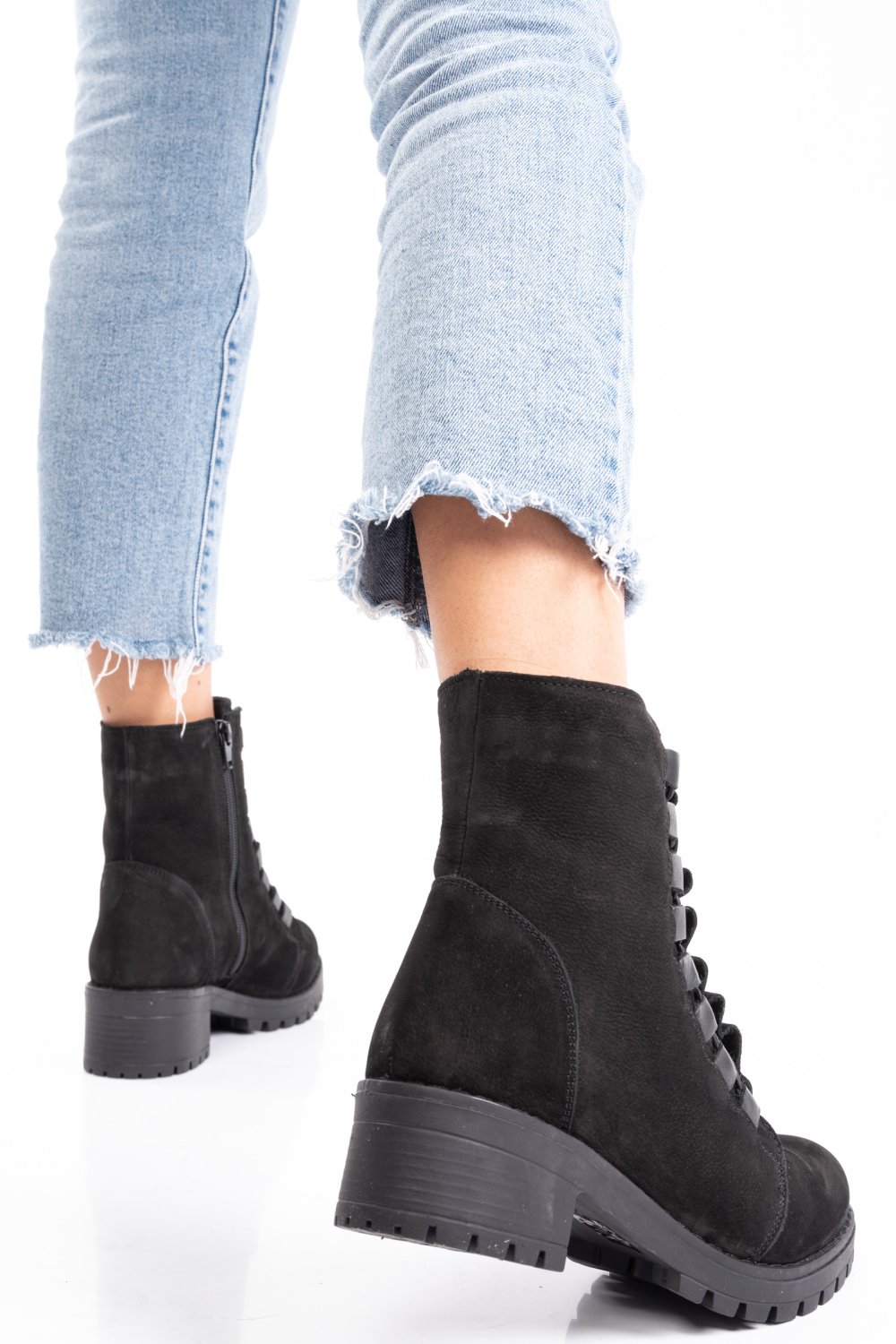 GHETE DAMA PIELE NATURALA INTOARSA NEGRE 1S7782859