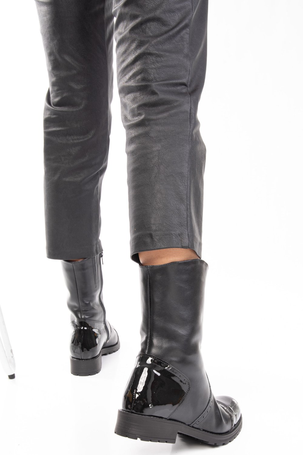 GHETE DAMA CU FERMOAR PIELE NATURALA NEGRE 3S7706