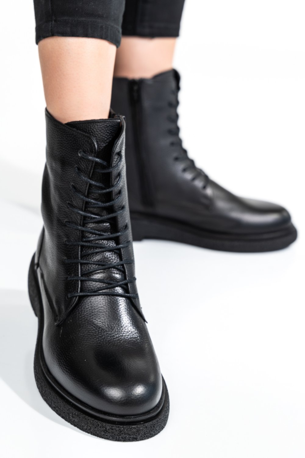 GHETE FEMEI PIELE NATURALA NEGRE 2S7732-002SFL