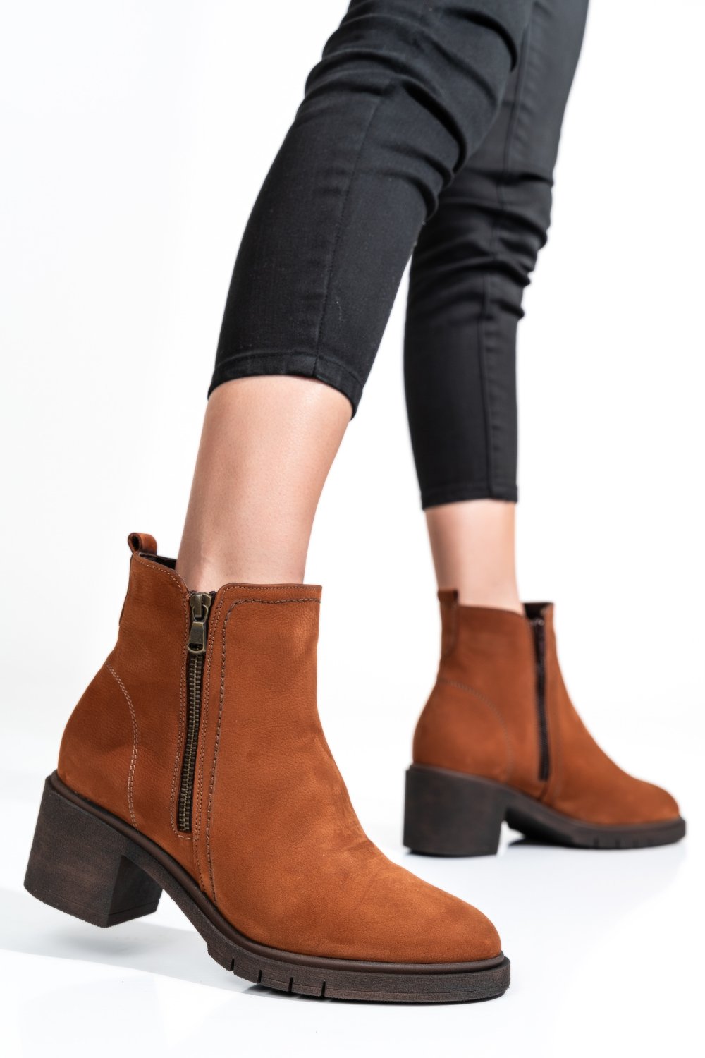 GHETE FEMEI PIELE NATURALA MARO DESCHIS 2S7732-026NBK