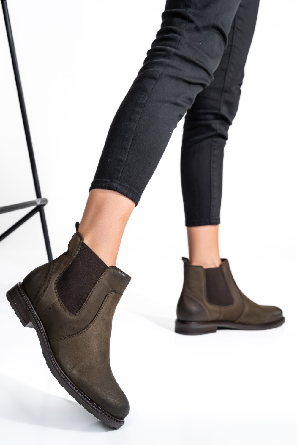 GHETE DAMA PIELE NATURALA NABUK MARO 6S77486