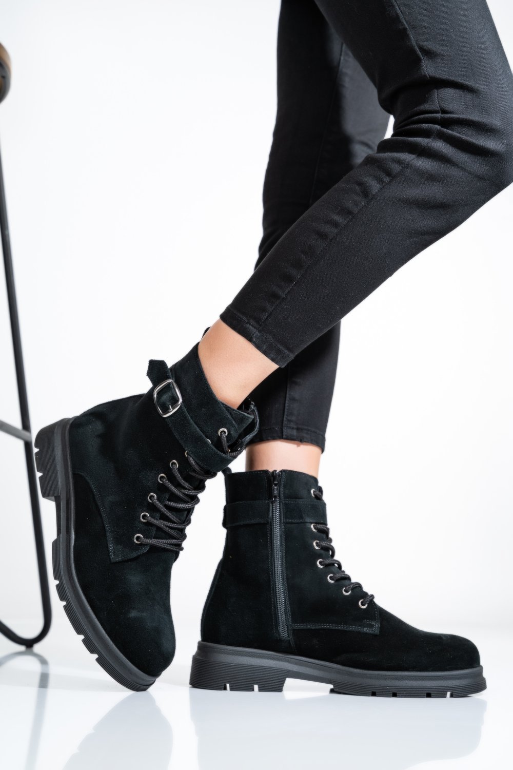 GHETE NEGRE PIELE NATURALA INTOARSA 2S7732-034SP