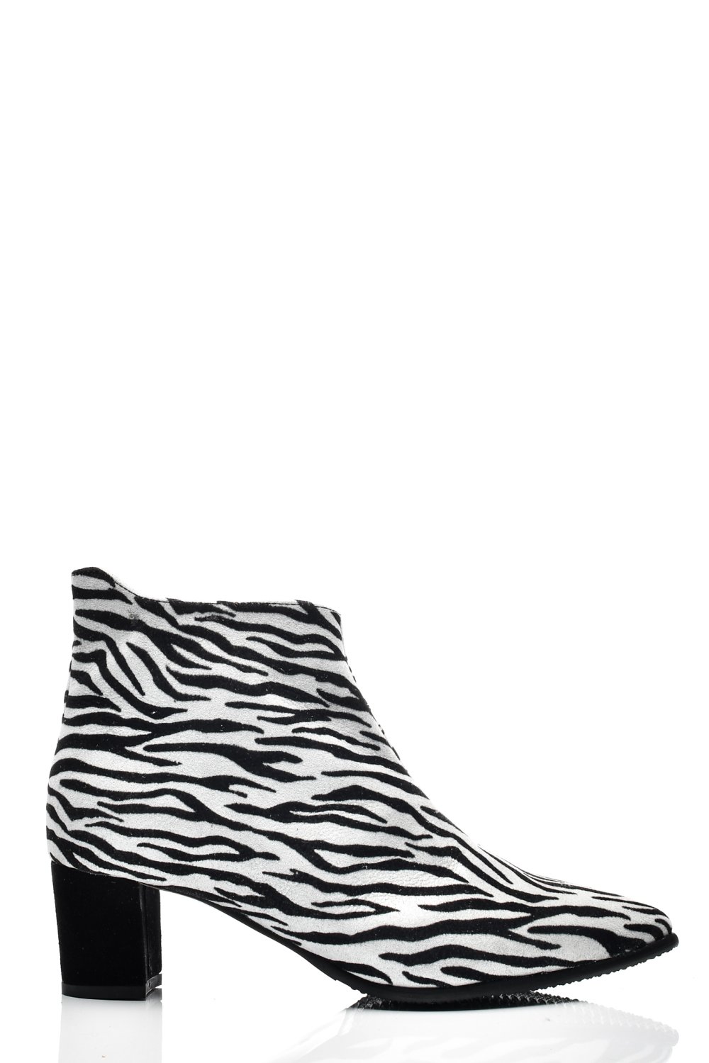 BOTINE DAMA PIELE NATURALA INTOARSA ALB NEGRU 7S7723