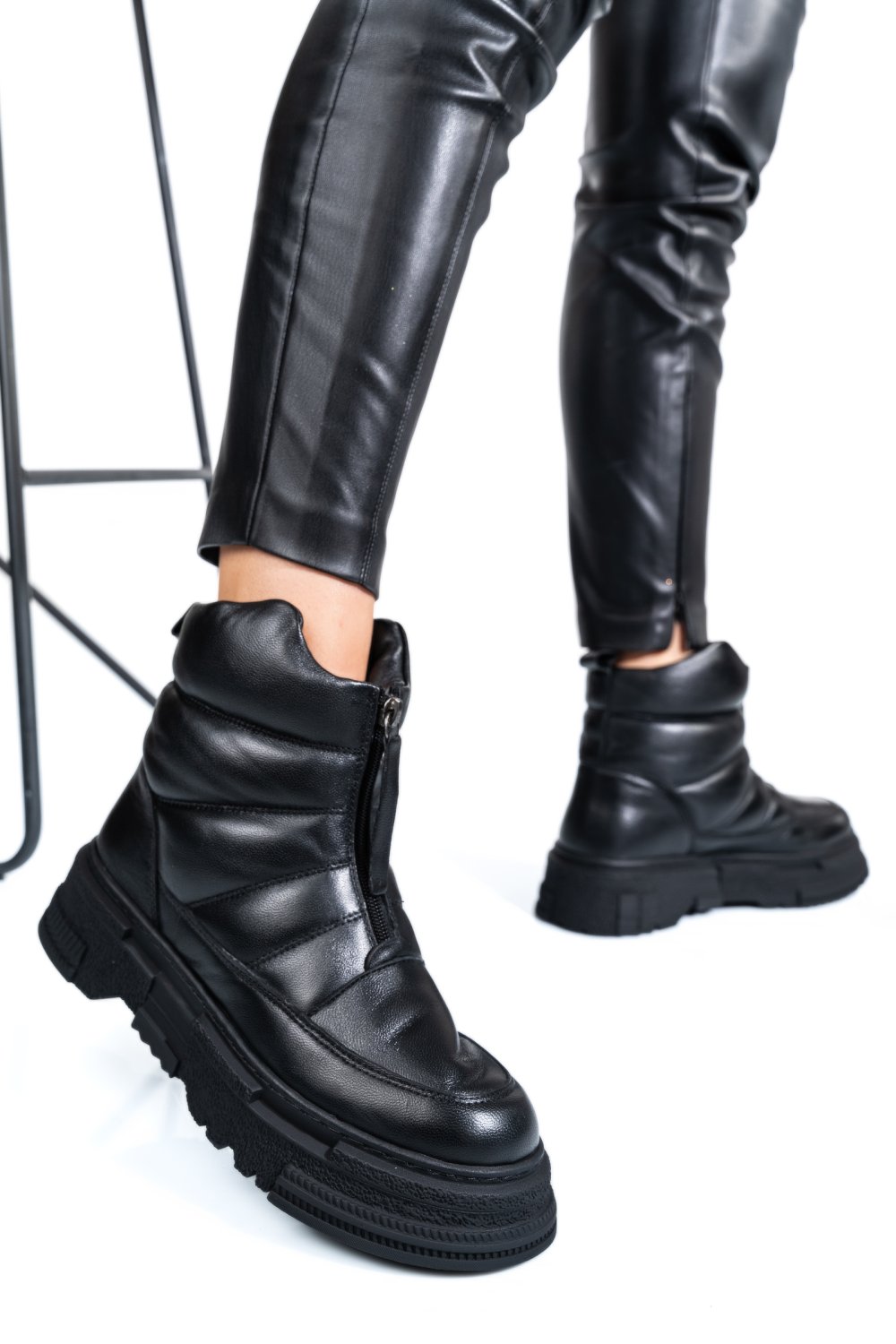 GHETE NEGRE PIELE NATURALA APCK4003