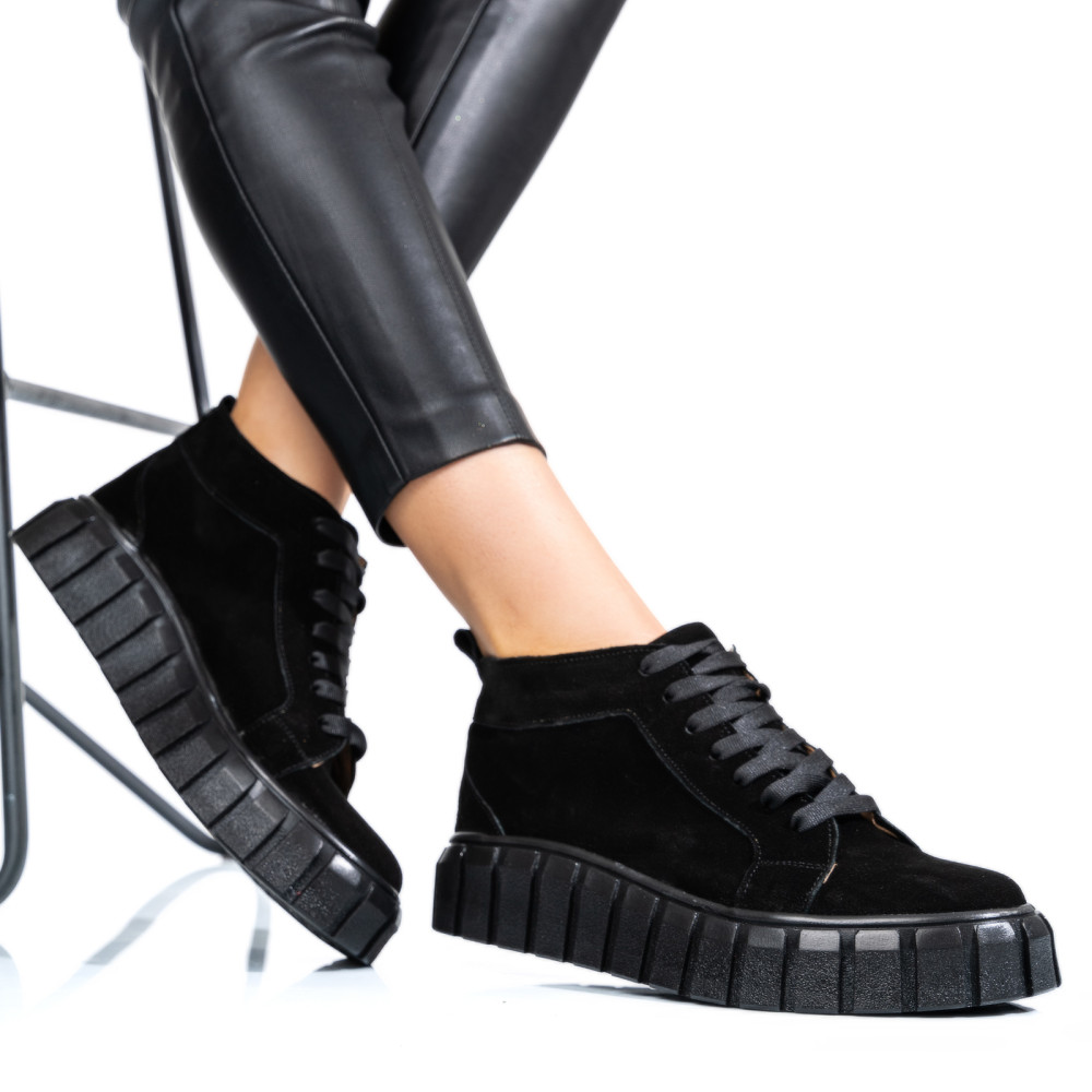 GHETE DAMA CU SIRETURI PIELE NATURALA INTOARSA NEGRE 3S77300
