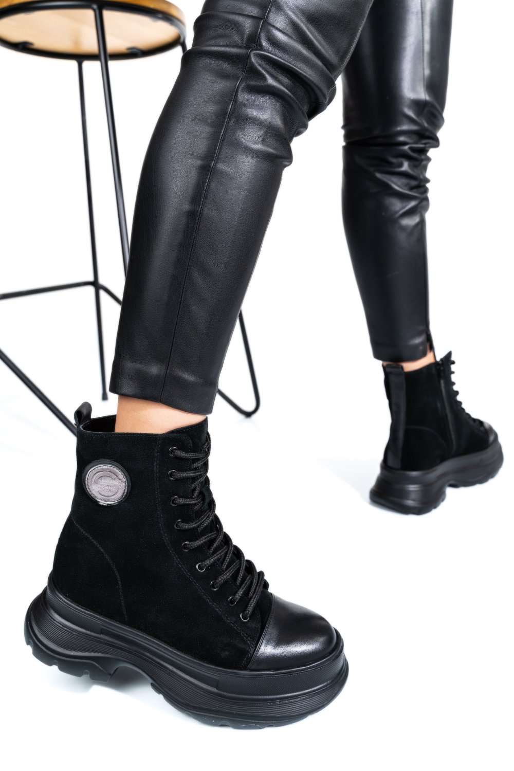 GHETE NEGRE PIELE NATURALA INTOARSA 222860SP