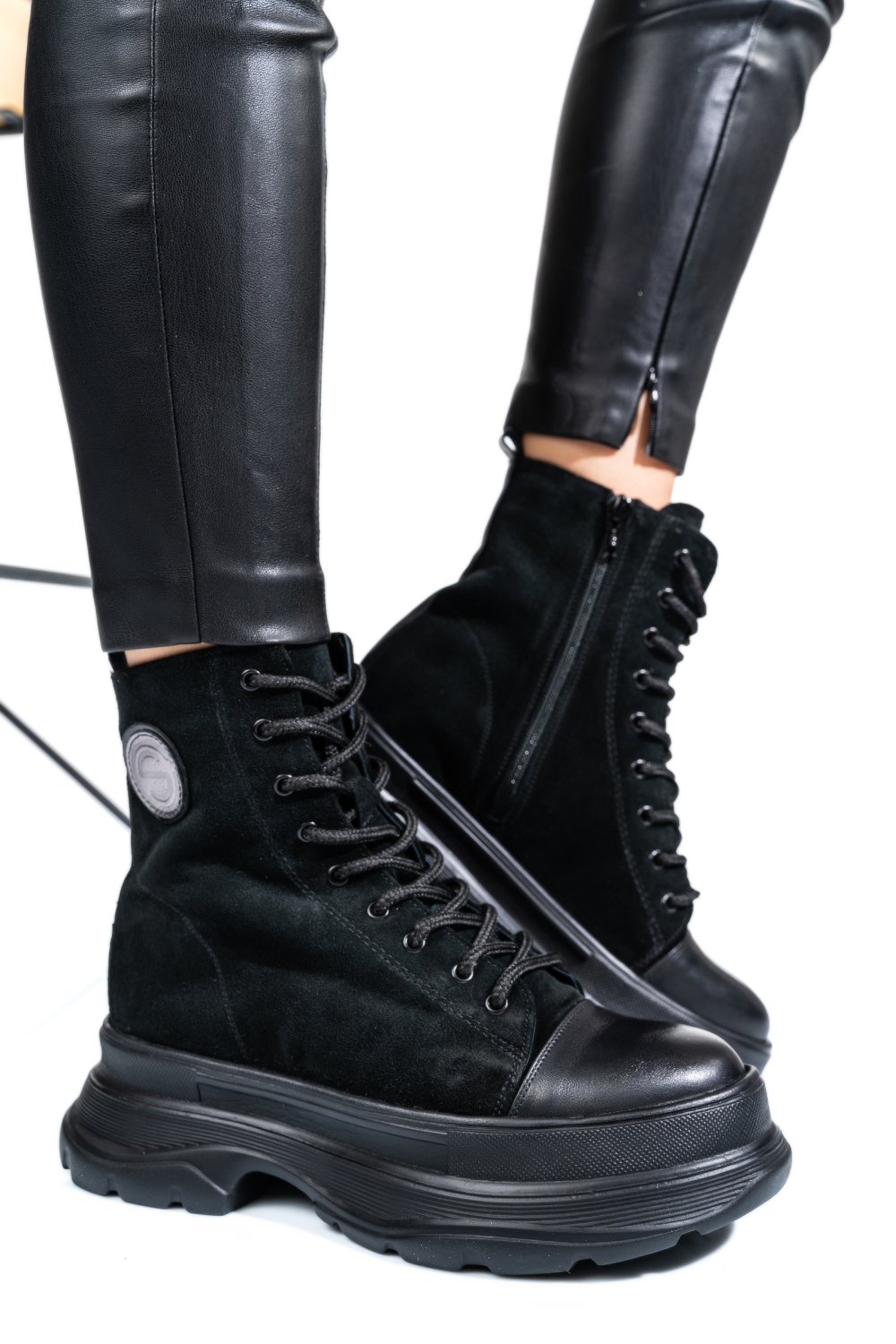 GHETE NEGRE PIELE NATURALA INTOARSA 222860SP