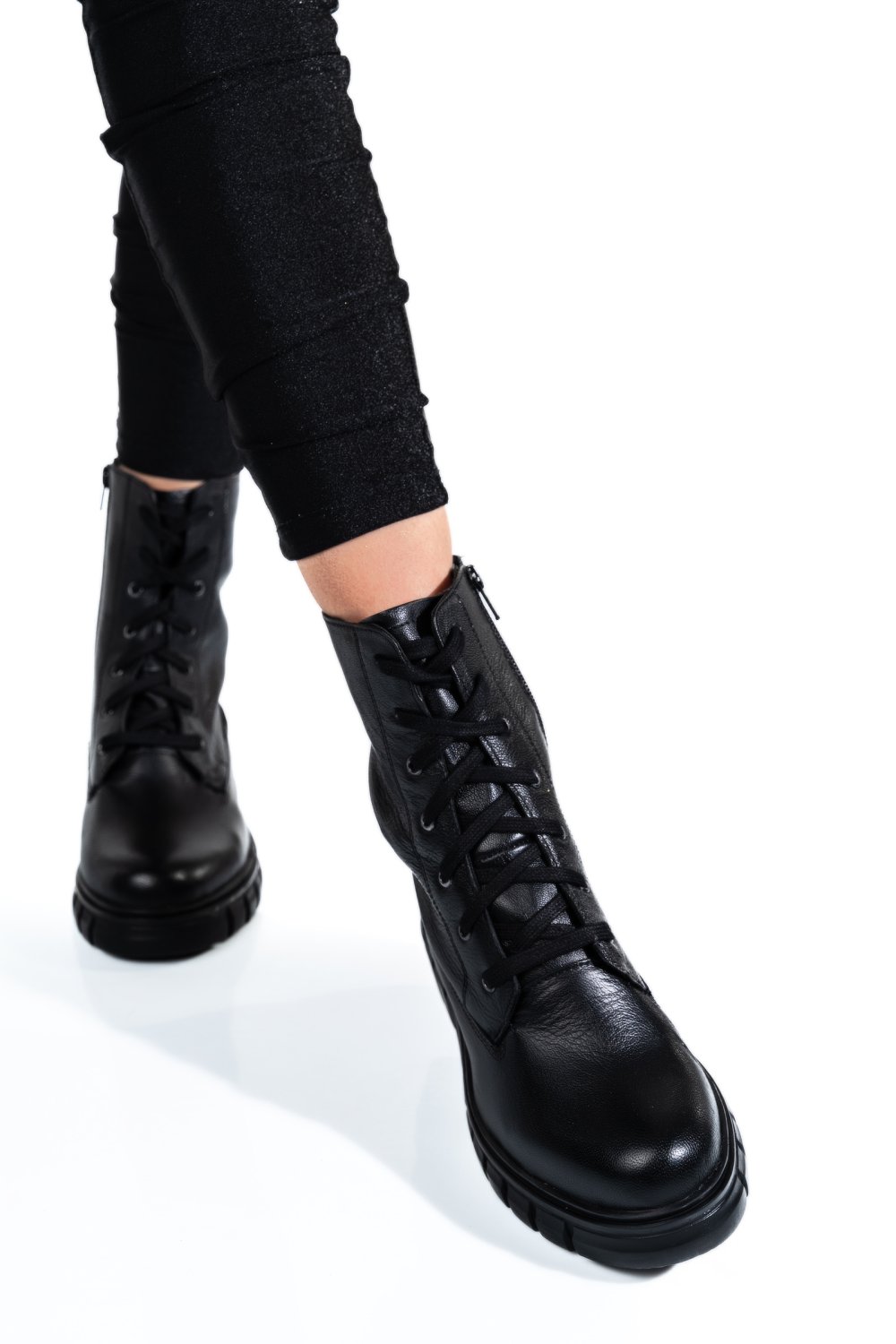 GHETE DAMA DE IARNA PIELE NATURALA NEGRE 8S77620-A