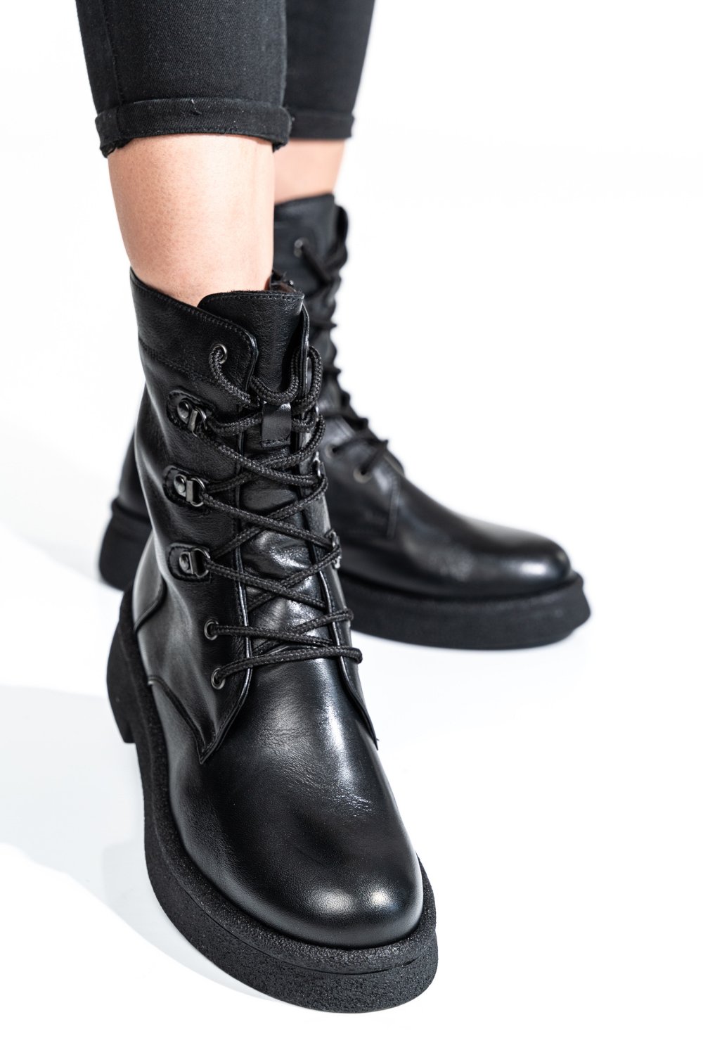 GHETE FEMEI PIELE NATURALA NEGRE 2S7732-050NP