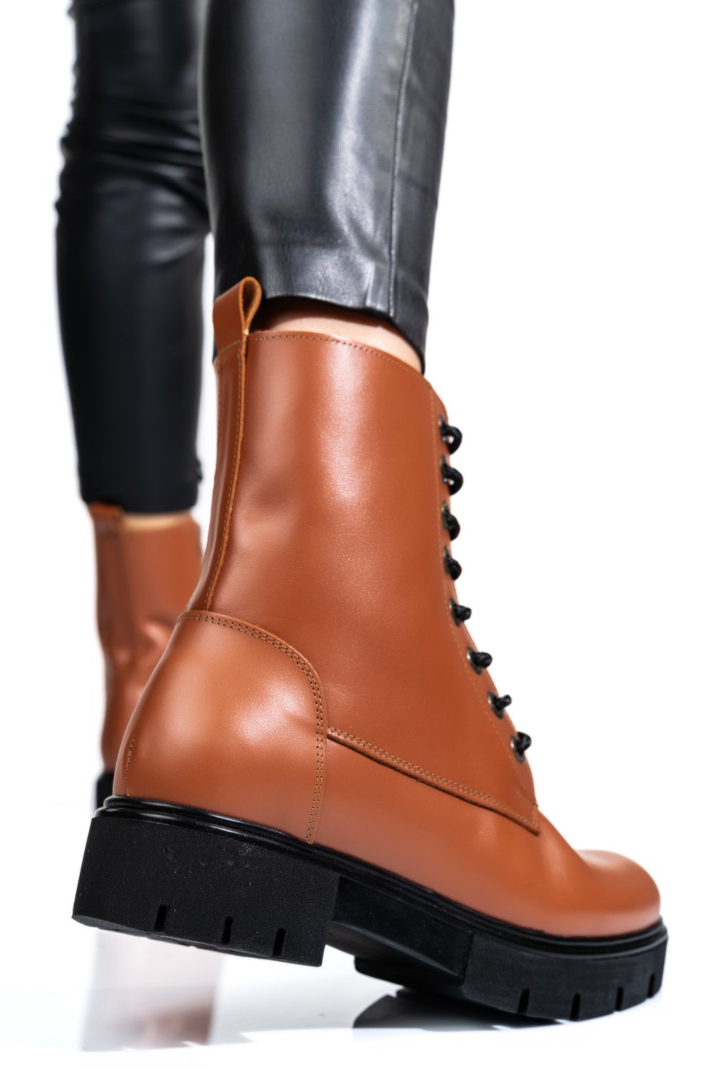 GHETE DE IARNA MARO DESCHIS PIELE NATURALA 1S7731