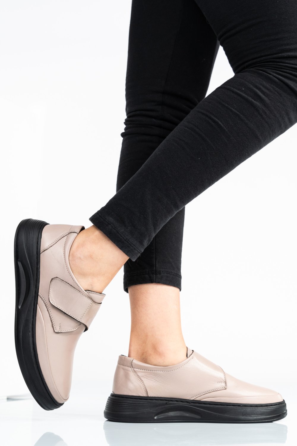 PANTOFI BEJ PIELE NATURALA APCKD440