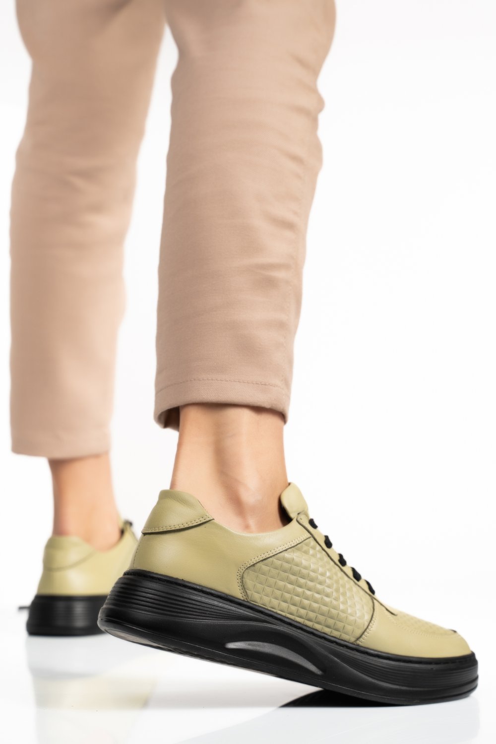 PANTOFI VERZI PIELE NATURALA APCKD330