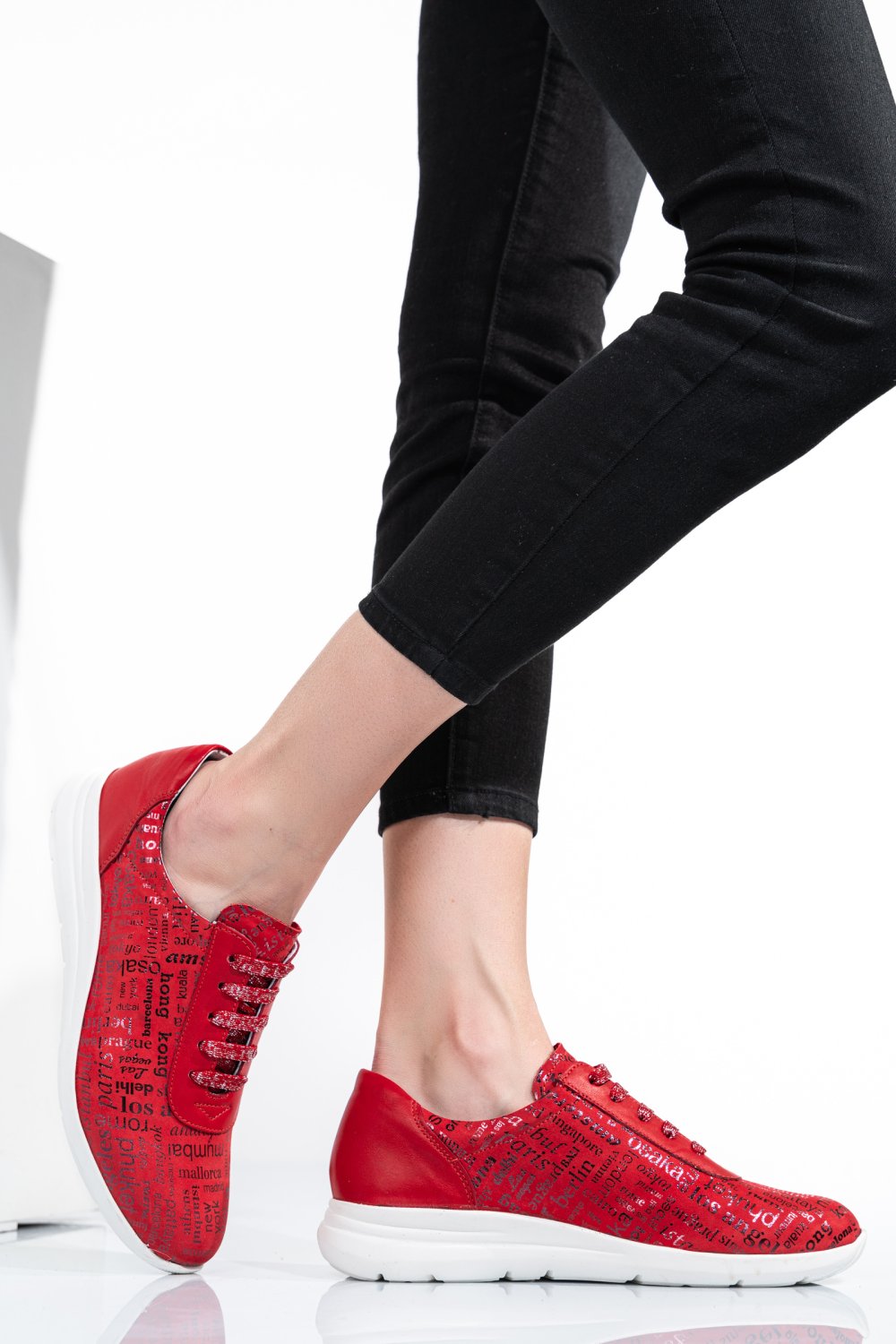PANTOFI SPORT ROSII PIELE NATURALA 1PC7555