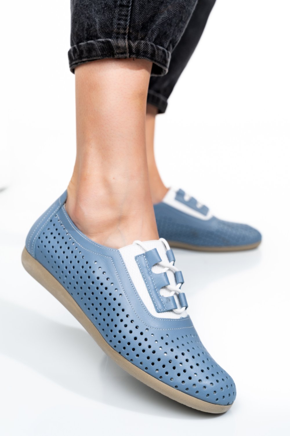 PANTOFI ALBASTRI PIELE NATURALA 1PC153