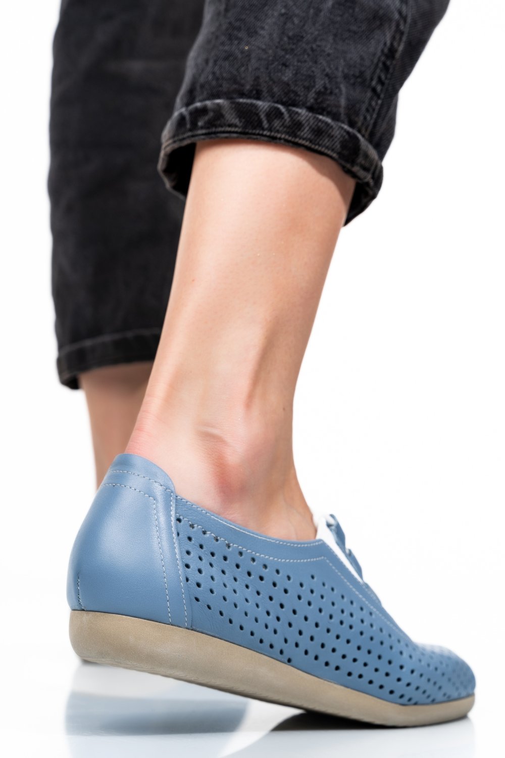 PANTOFI ALBASTRI PIELE NATURALA 1PC153