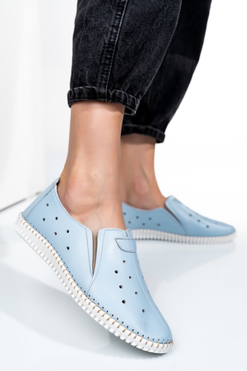 ESPADRILE ALBASTRE PIELE NATURALA 1PC19150