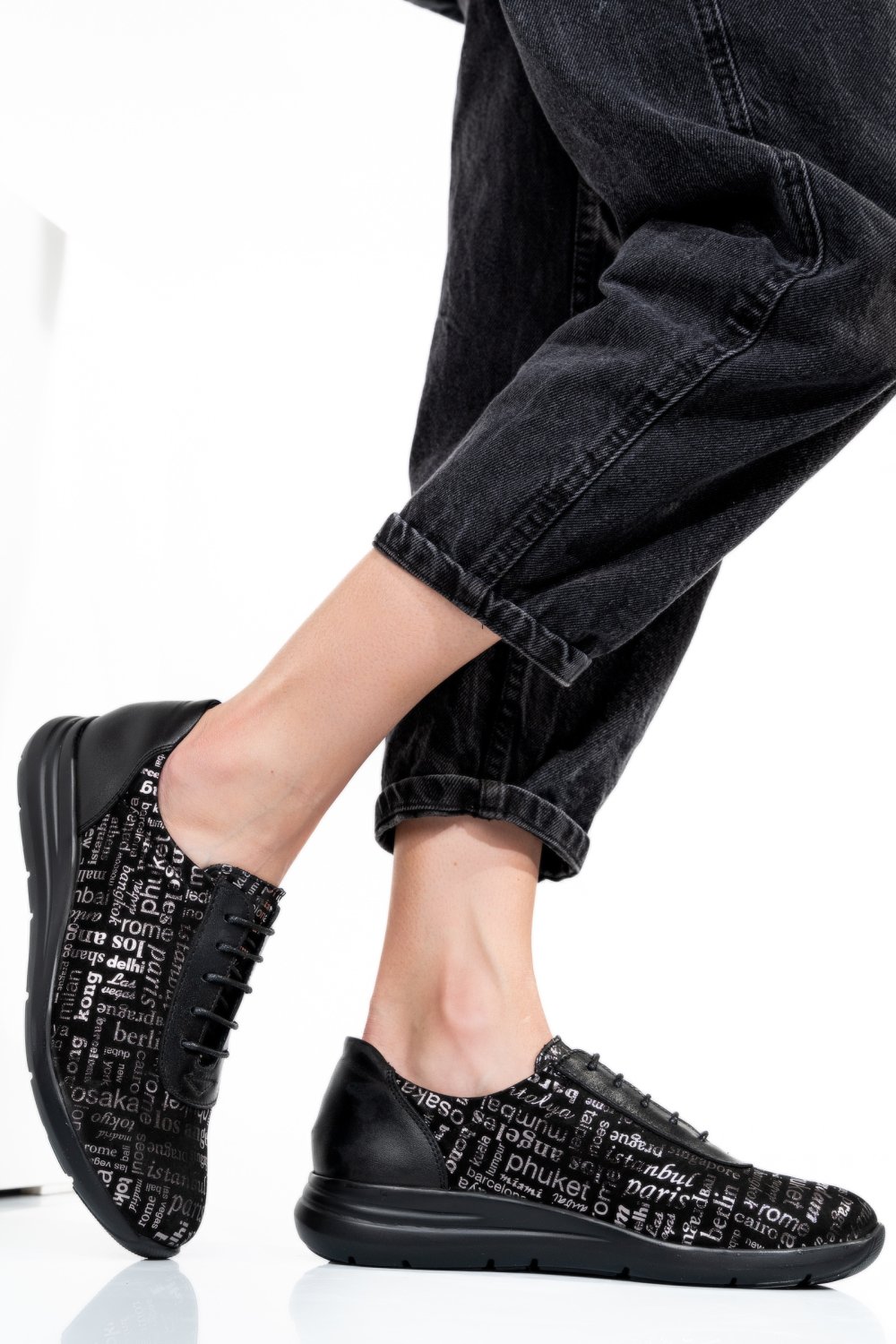 PANTOFI SPORT NEGRI PIELE NATURALA 1PC7555