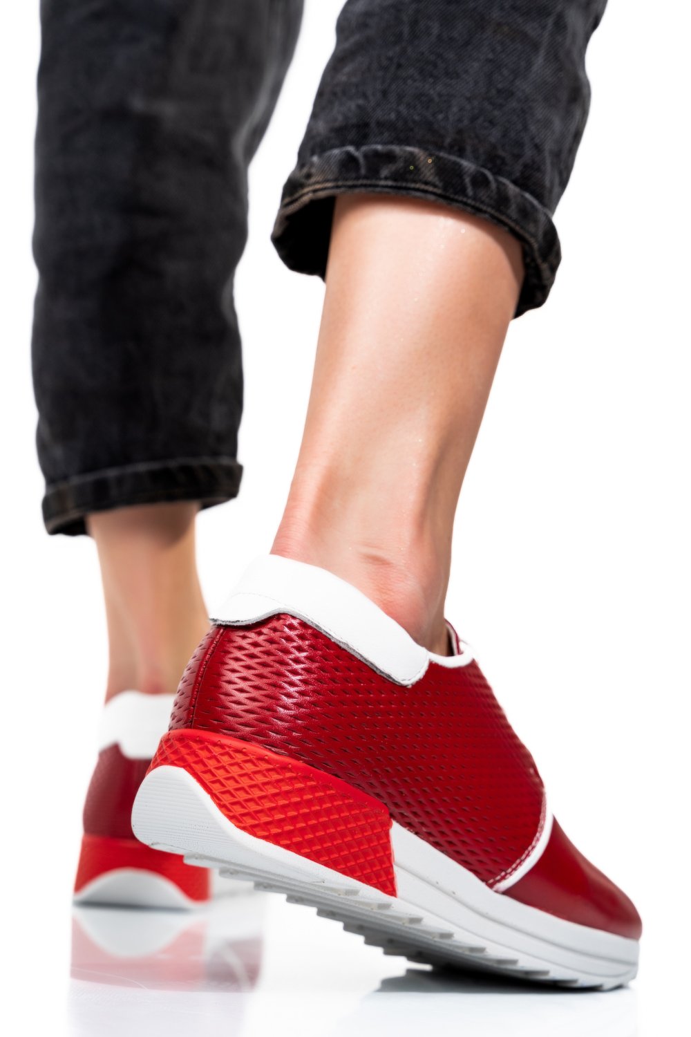 PANTOFI SPORT ROSII PIELE NATURALA 1PC12741