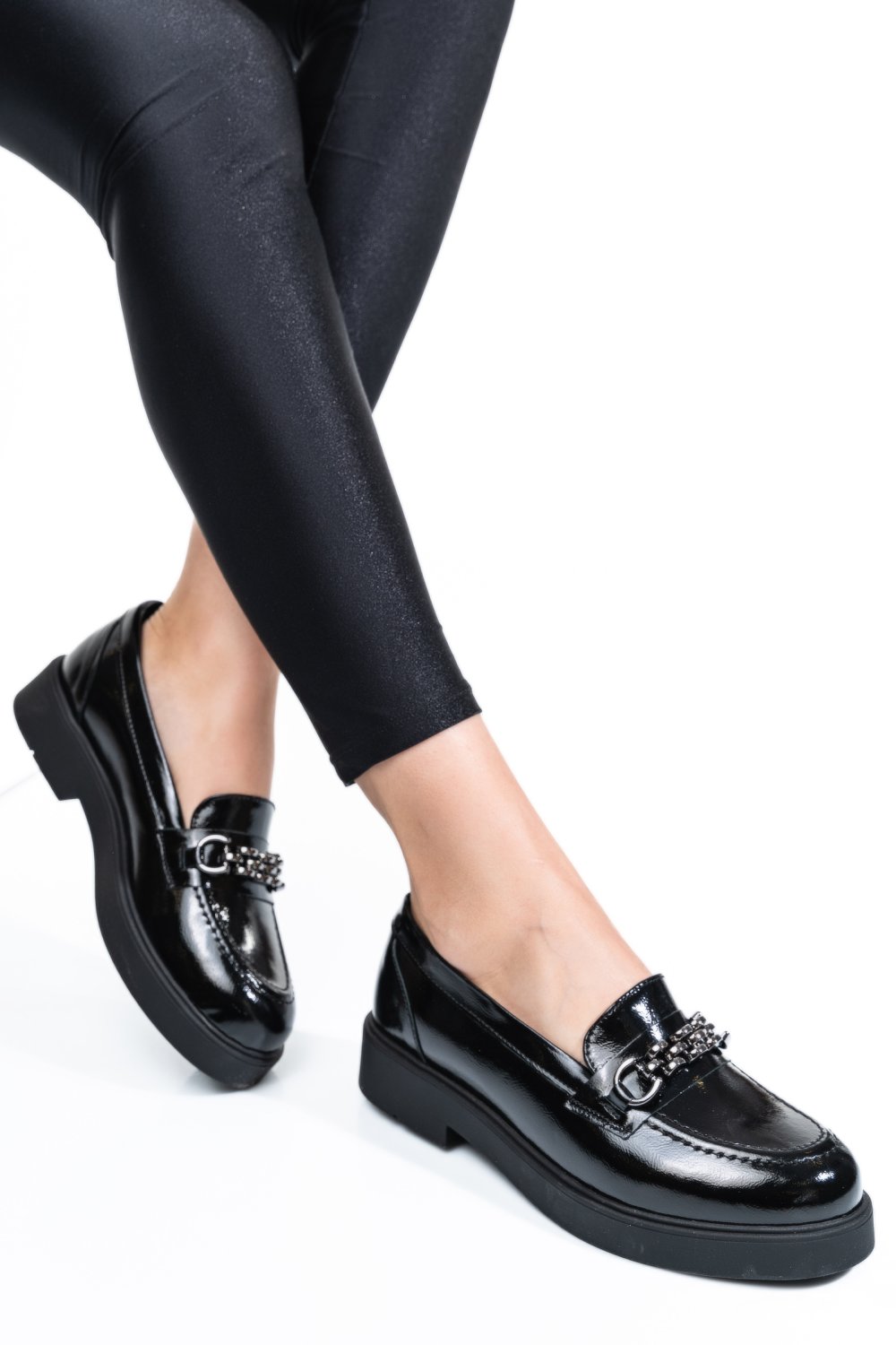 PANTOFI NEGRI PIELE NATURALA LACUITA 2S7741604ANPK