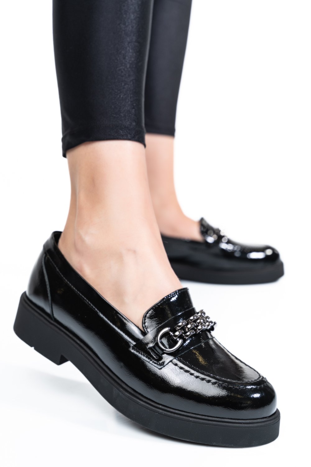 PANTOFI NEGRI PIELE NATURALA LACUITA 2S7741604ANPK