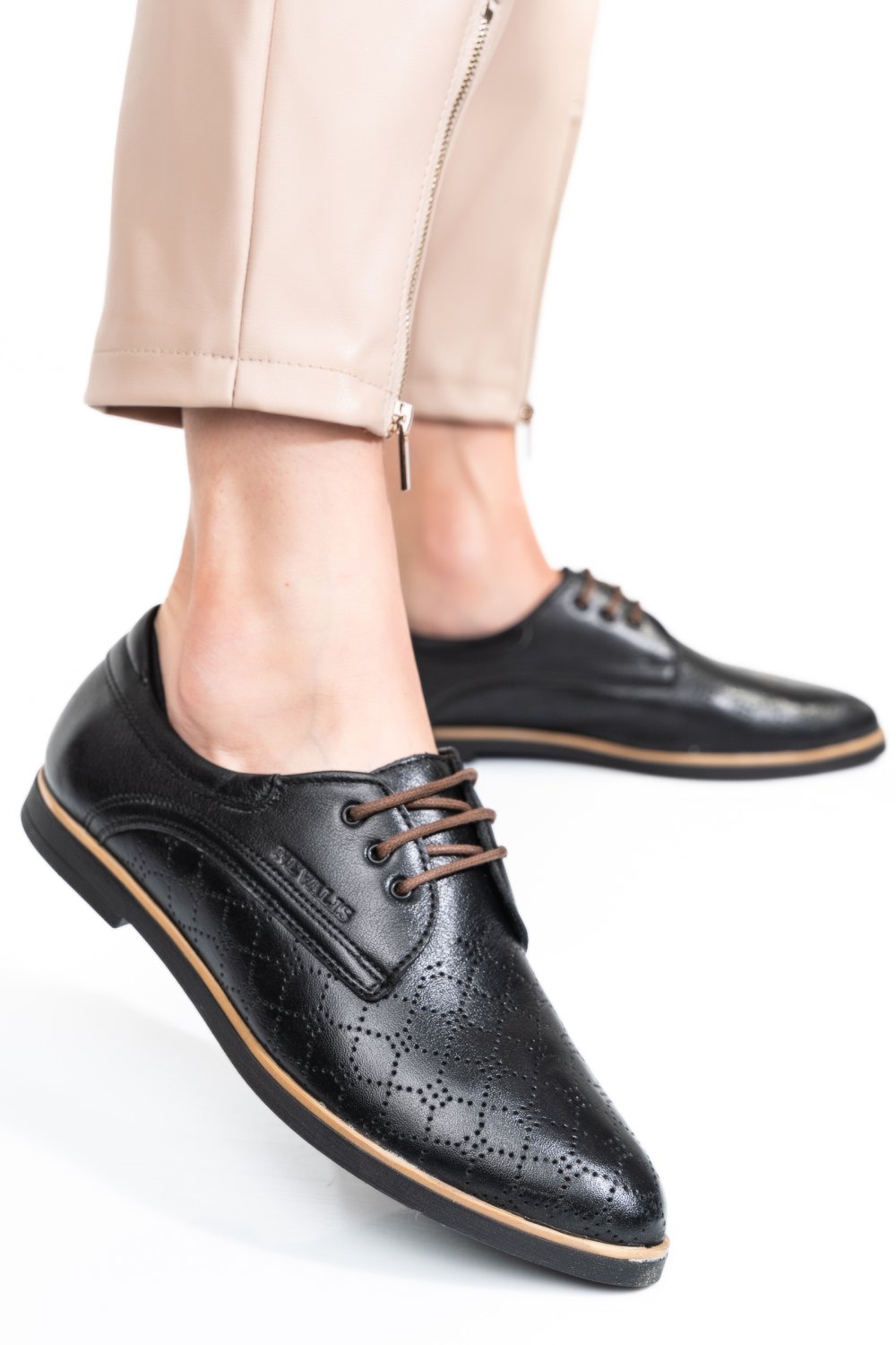 PANTOFI NEGRI PIELE NATURALA 9PC01