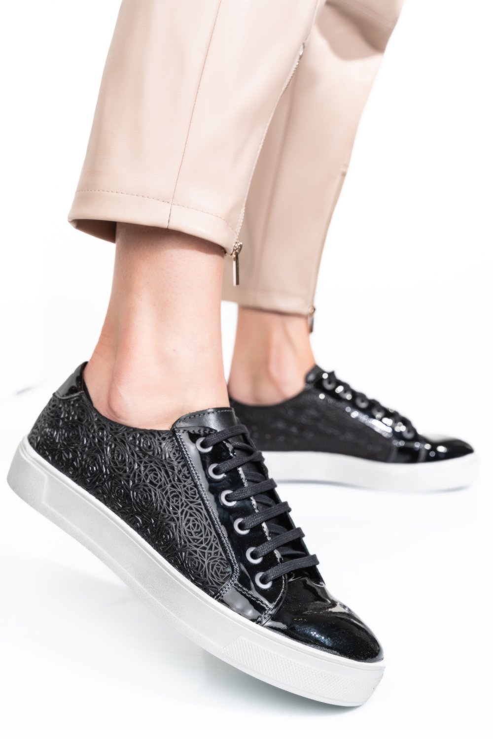 PANTOFI NEGRI PIELE NATURALA 9PC02