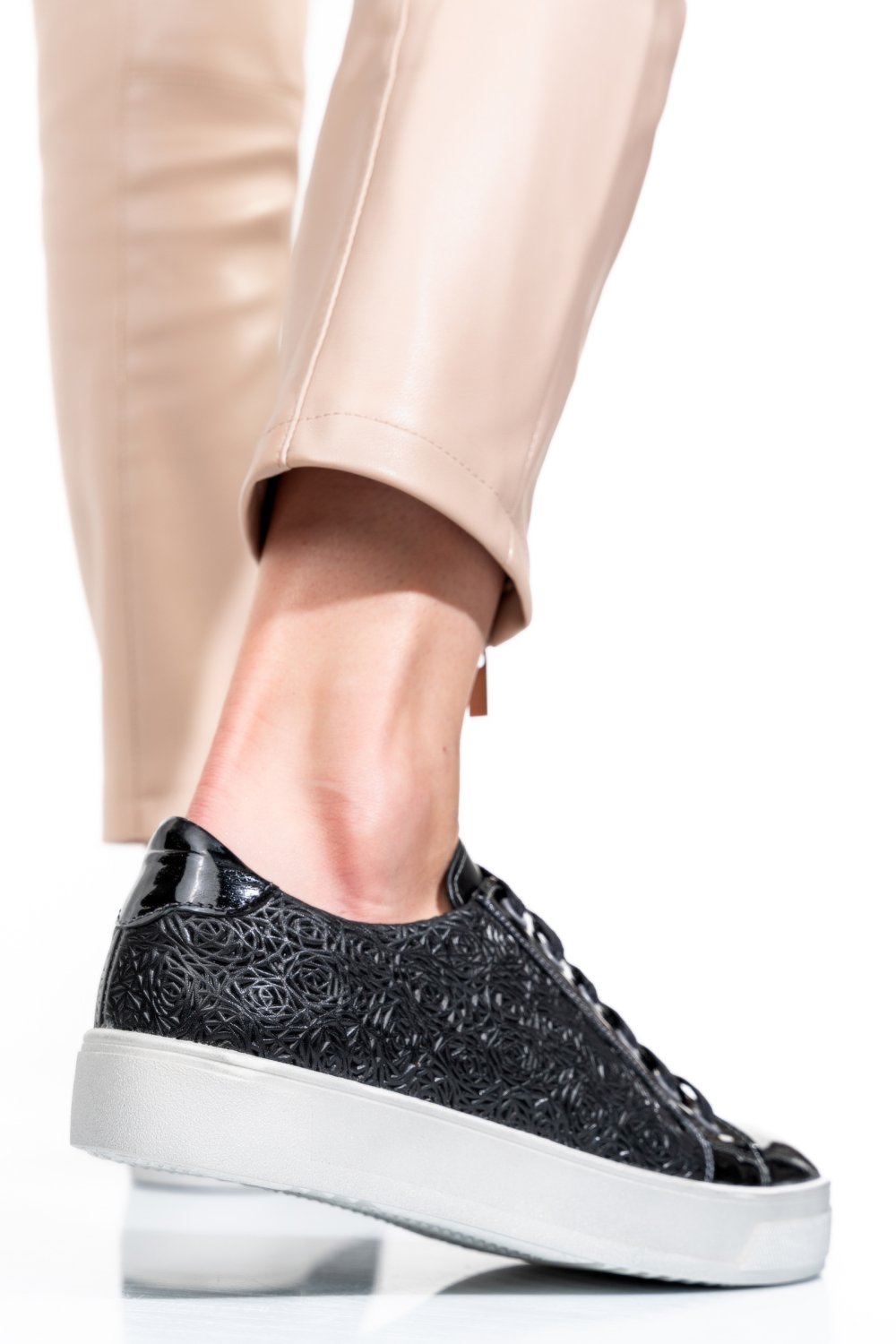 PANTOFI NEGRI PIELE NATURALA 9PC02