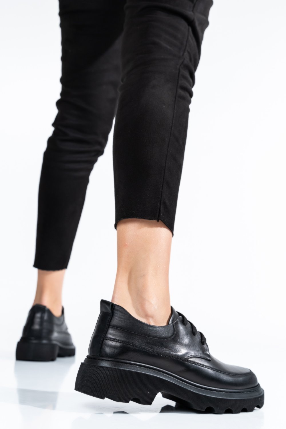 PANTOFI NEGRI PIELE NATURALA 7S77156