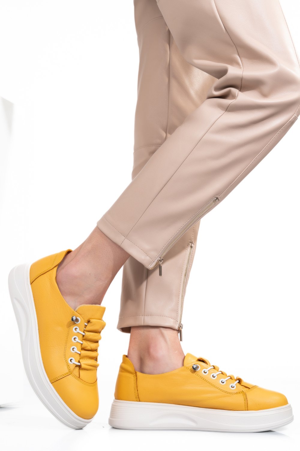 PANTOFI SPORT GALBENI PIELE NATURALA 2S7731683NP