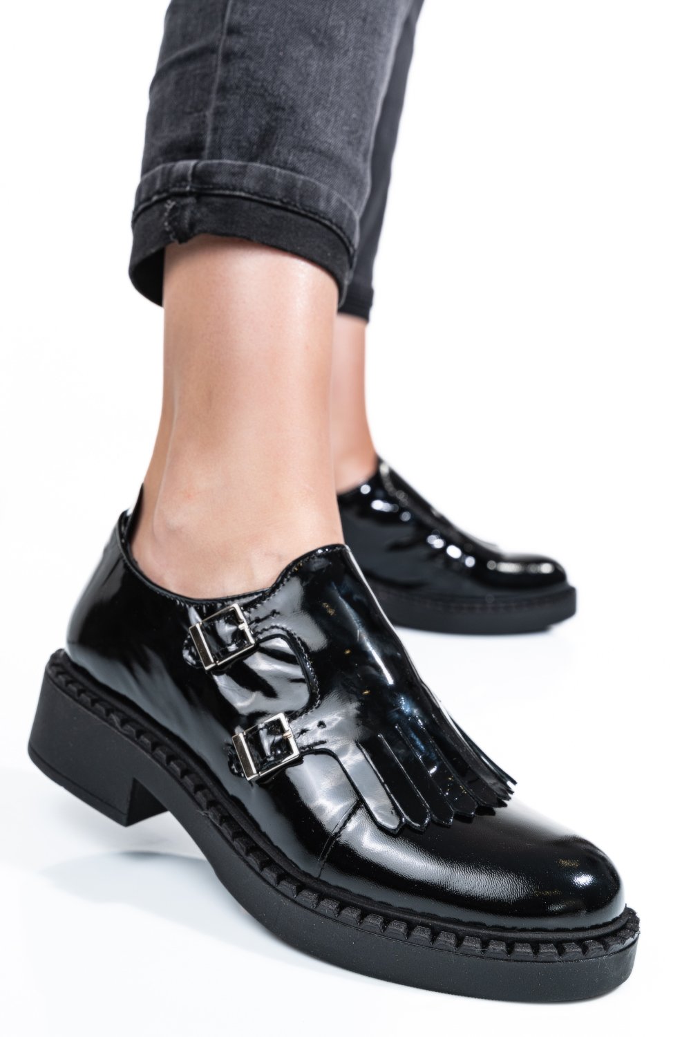 PANTOFI NEGRI PIELE NATURALA LACUITA 4S7740