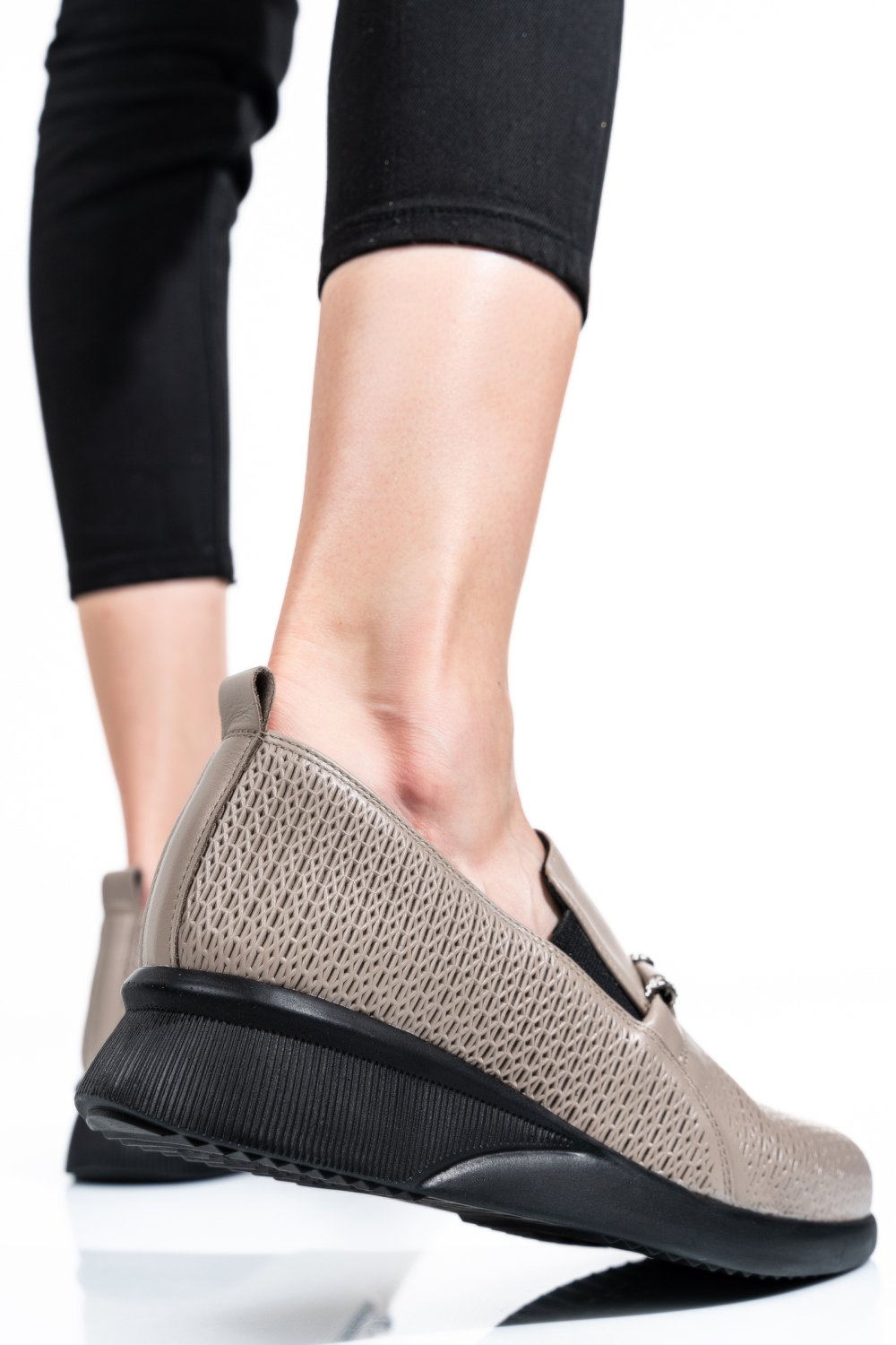 PANTOFI GRI PIELE NATURALA 4S7747