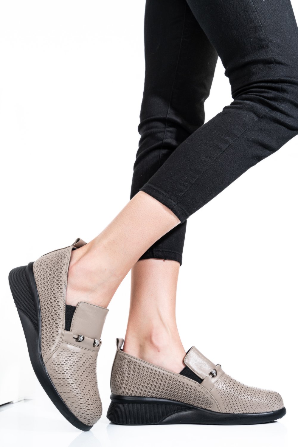 PANTOFI GRI PIELE NATURALA 4S7747