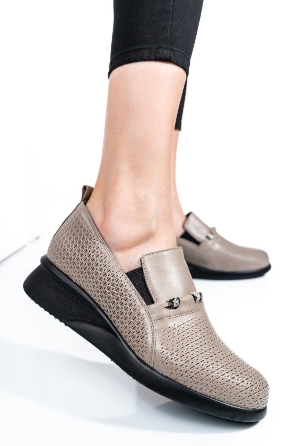 PANTOFI GRI PIELE NATURALA 4S7747