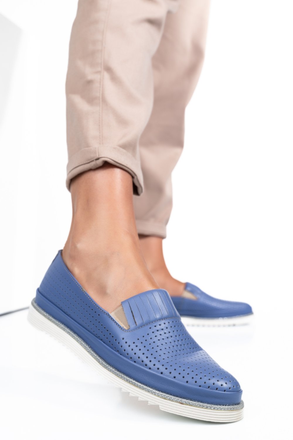 MOCASINI ALBASTRI PIELE NATURALA 2PC36