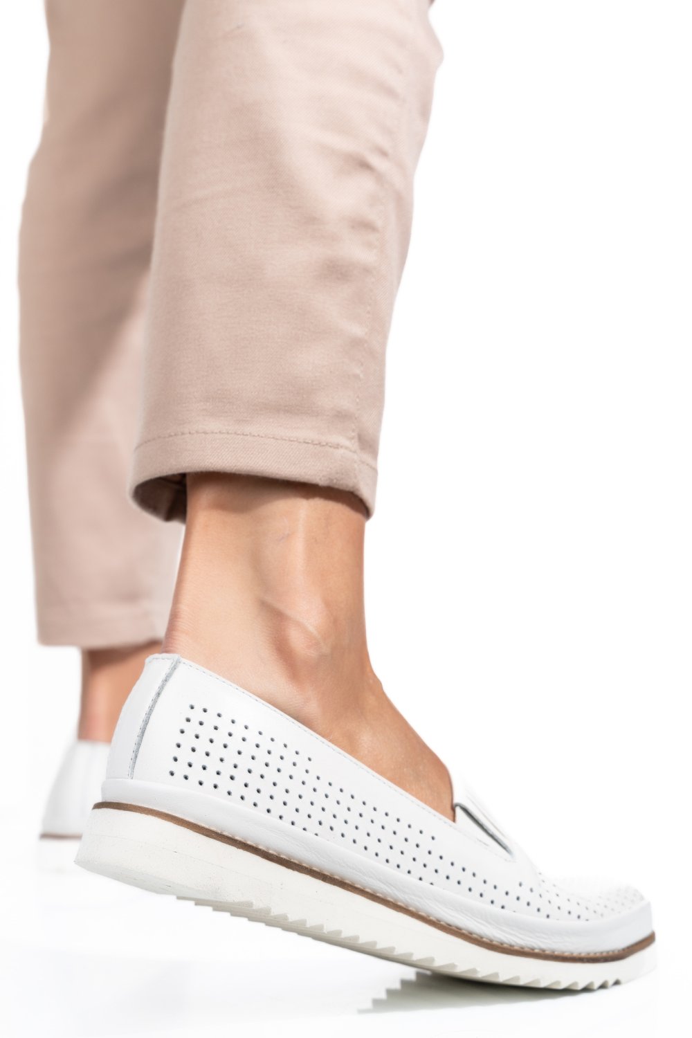 MOCASINI ALBI PIELE NATURALA 2PC36