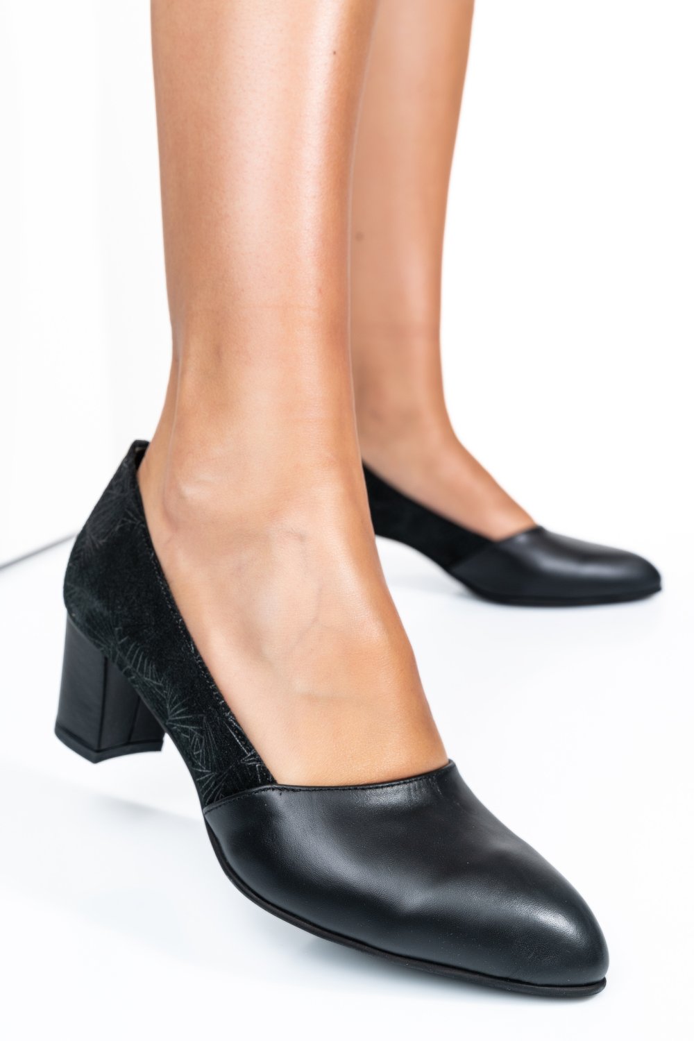 PANTOFI NEGRI PIELE NATURALA 1PC585