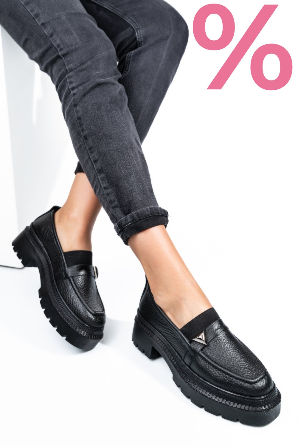 MOCASINI NEGRI PIELE NATURALA IPCBM012