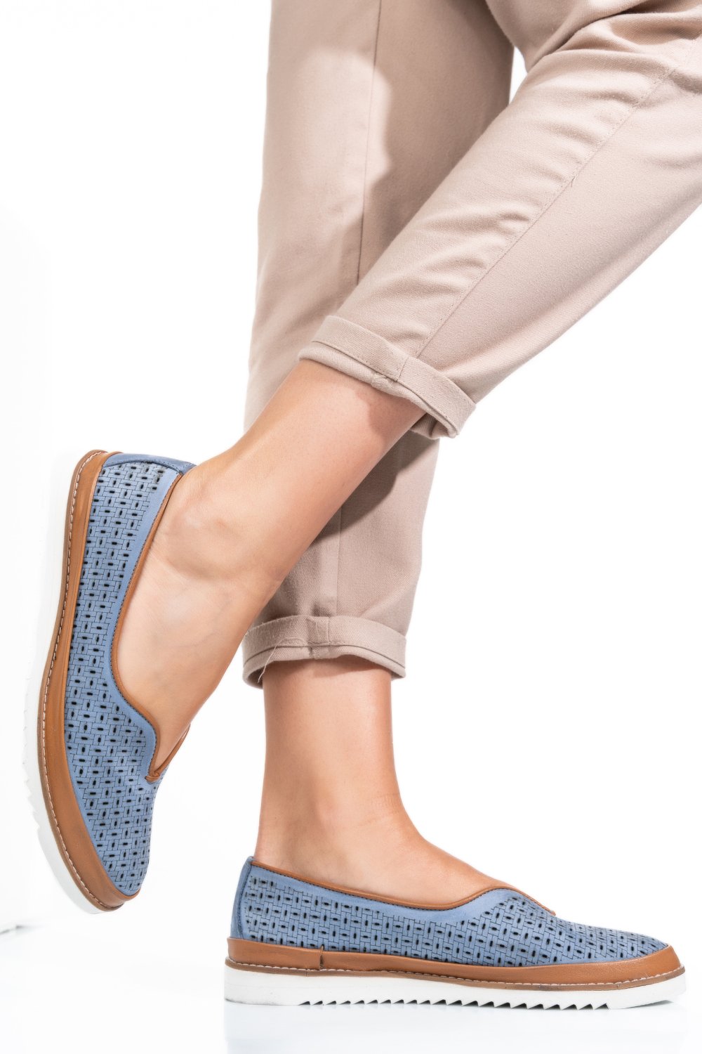 MOCASINI ALBASTRI PIELE NATURALA 1PC26