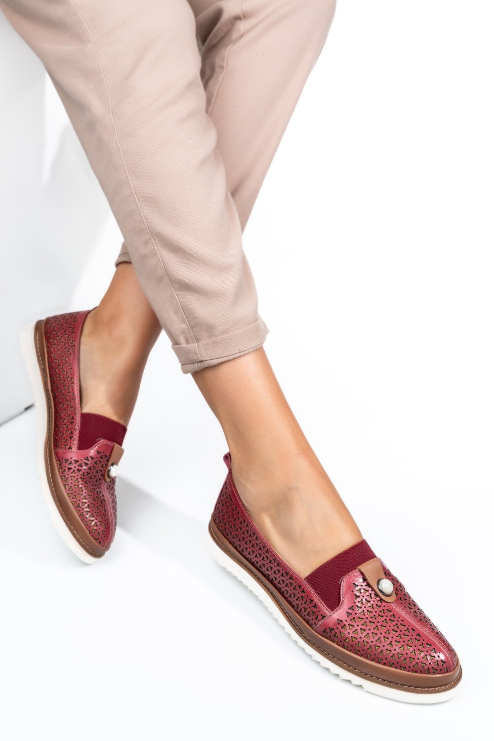 MOCASINI ROSII PIELE NATURALA 1PC26