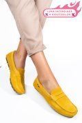 MOCASINI GALBENI PIELE NATURALA INTOARSA WM424R01