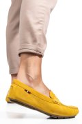 MOCASINI GALBENI PIELE NATURALA INTOARSA WM424R01