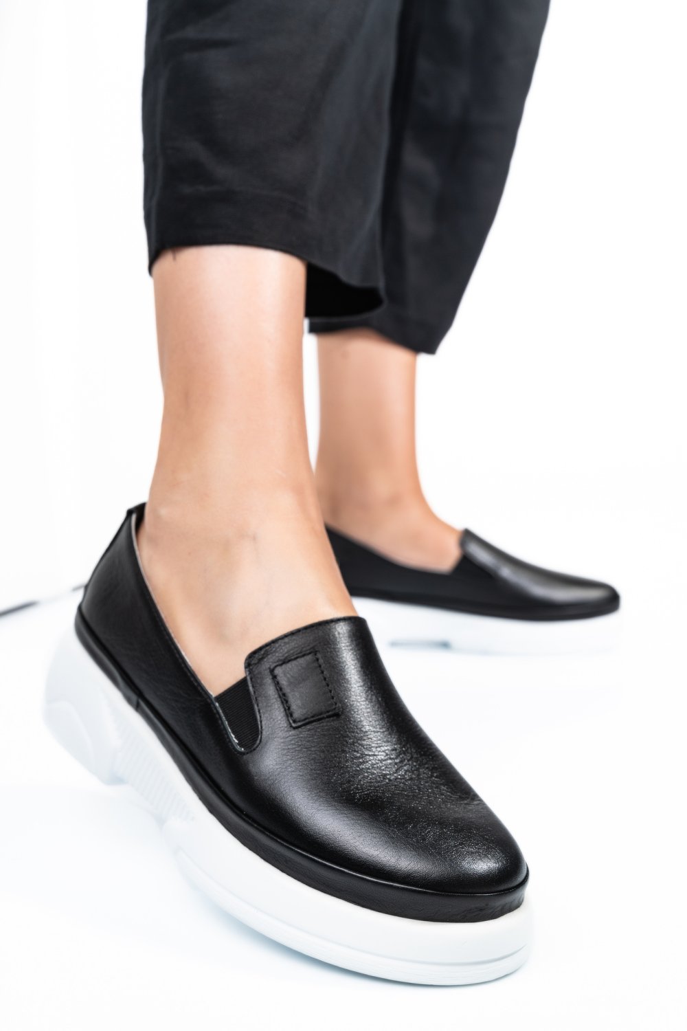 ESPADRILE NEGRE PIELE NATURALA APCKD23099-A