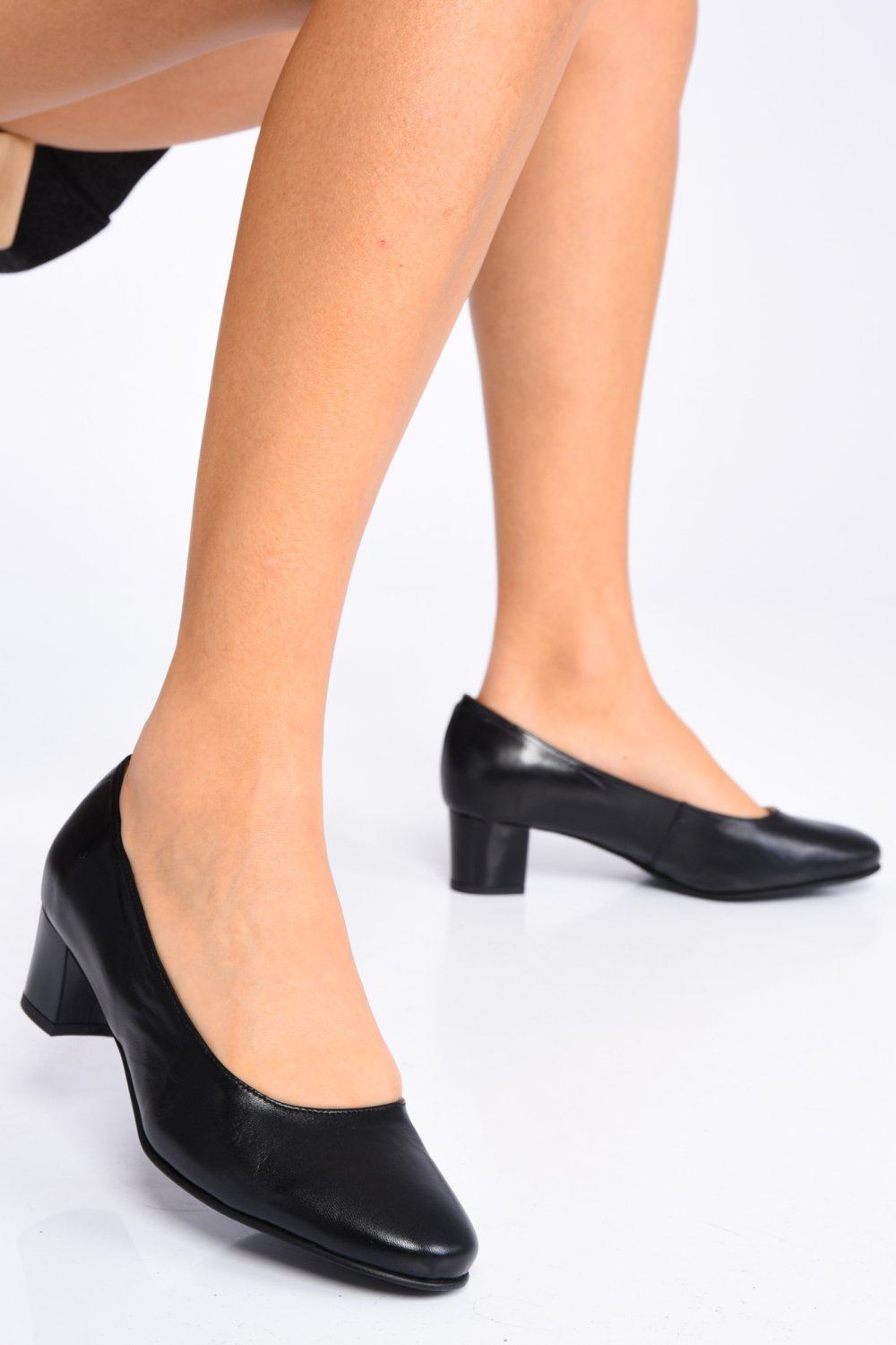 PANTOFI NEGRI PIELE NATURALA MOSA