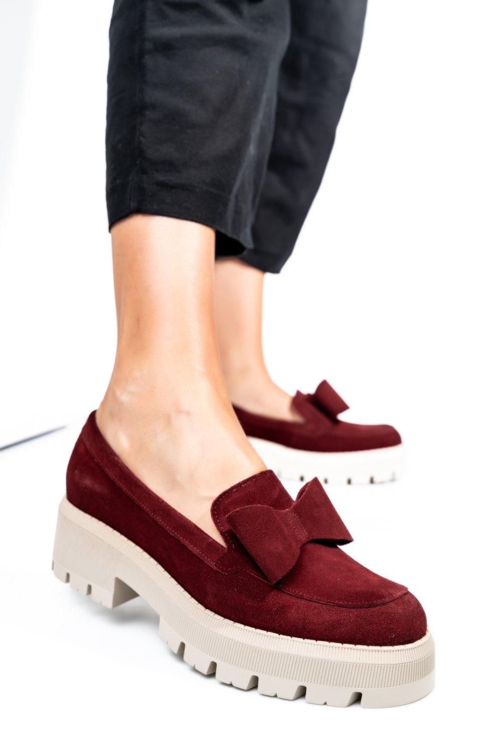 MOCASINI VISINII PIELE NATURALA INTOARSA 2S77110B