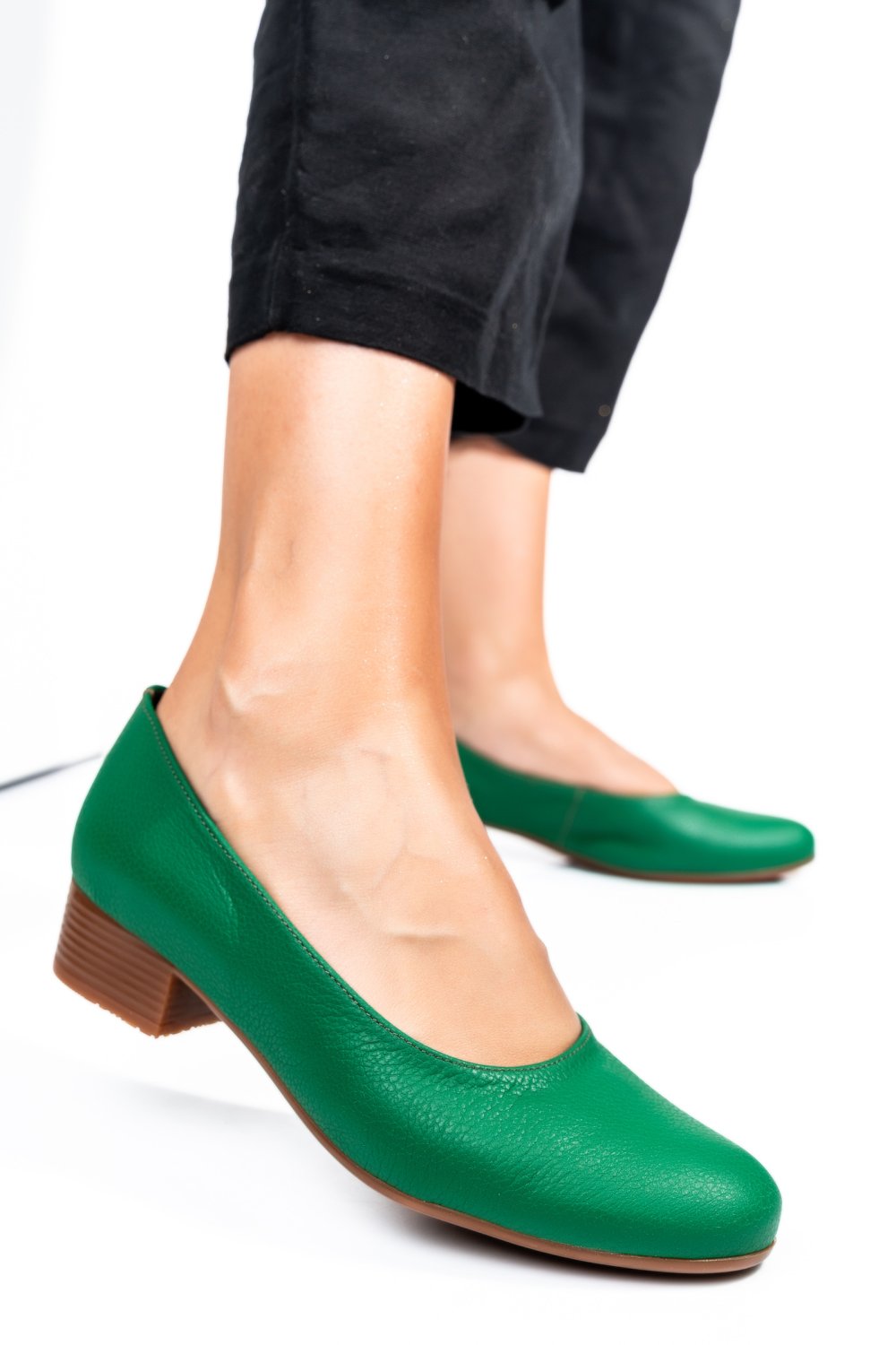 PANTOFI DAMA PIELE NATURALA VERDE DESCHIS TOC MIC 2S77040