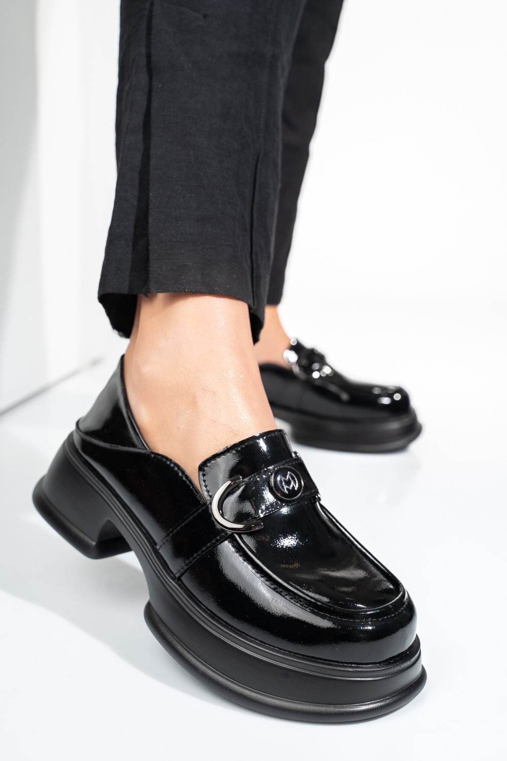 MOCASINI NEGRI PIELE NATURALA LACUITA JSPY3112