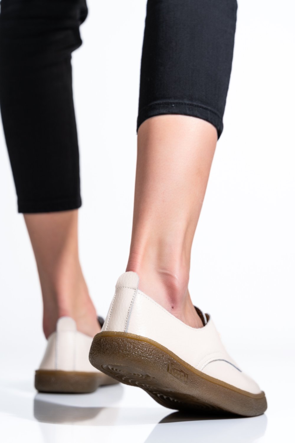 PANTOFI BEJ PIELE NATURALA 2SP05