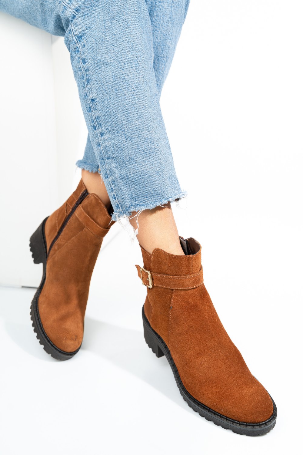 GHETE CAMEL PIELE NATURALA INTOARSA 1S77537