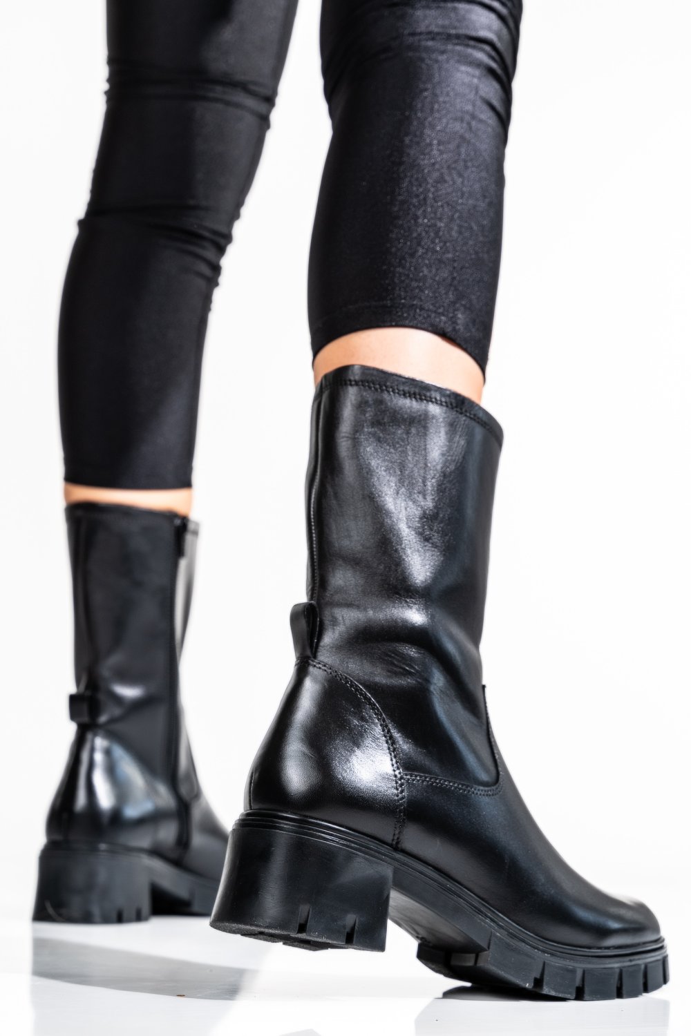 CIZME FEMEI PIELE NATURALA NEGRE VB083203