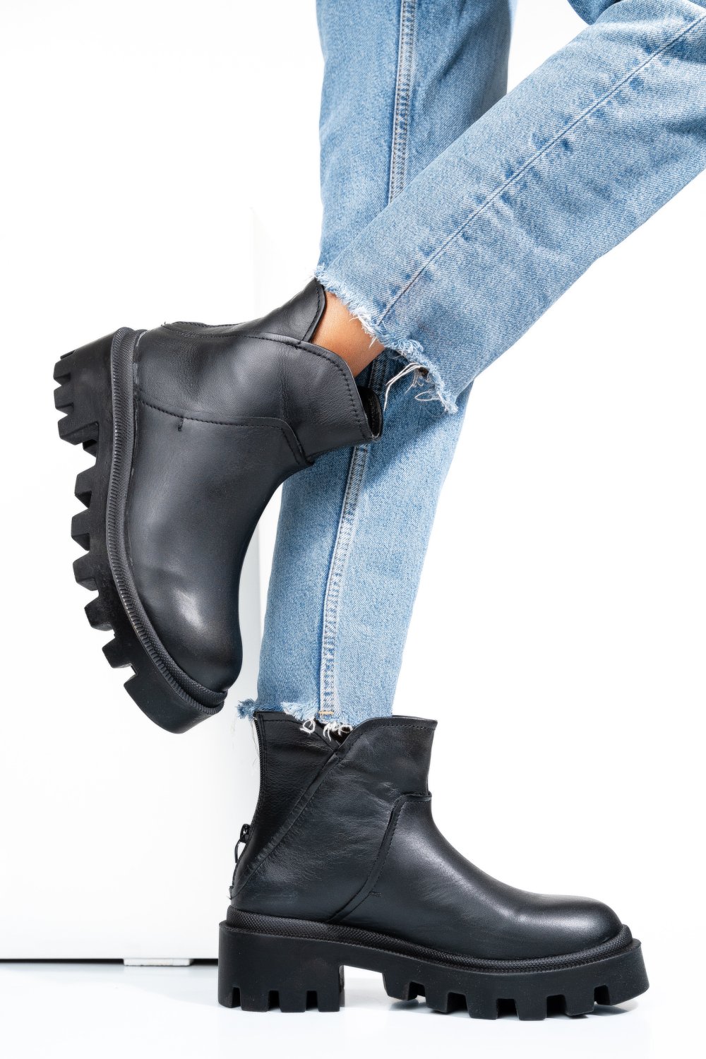 GHETE NEGRE PIELE NATURALA 6S77713
